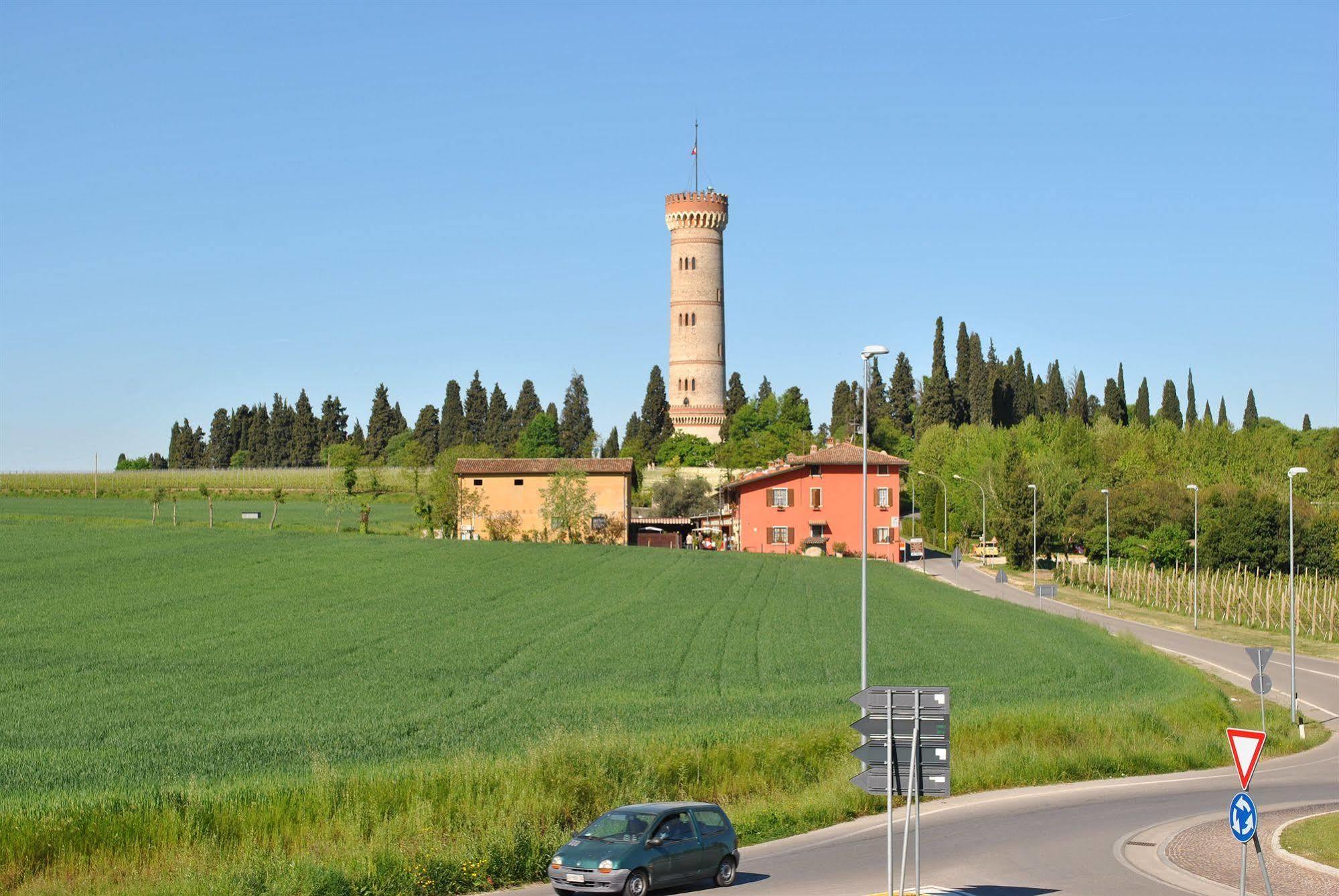 Albergo Quattro Pini San Martino della Battaglia Zewnętrze zdjęcie